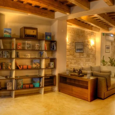 パラッツォ ドゥーカ ホテル 4*